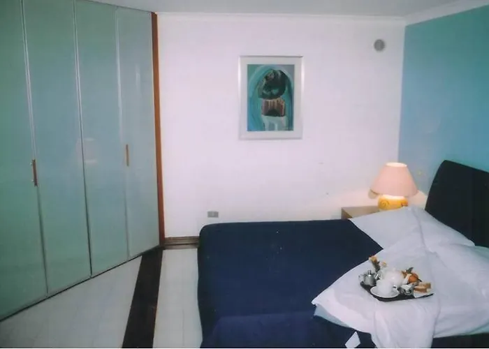Riviera Hotell